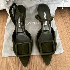 Manolo Blahnik Maysli Suede Bow Slingback Pumps – Size 8.5B (Olive)